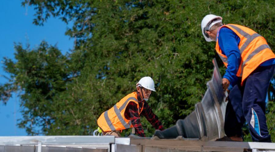 Roof leak detection in Zionsville, IN